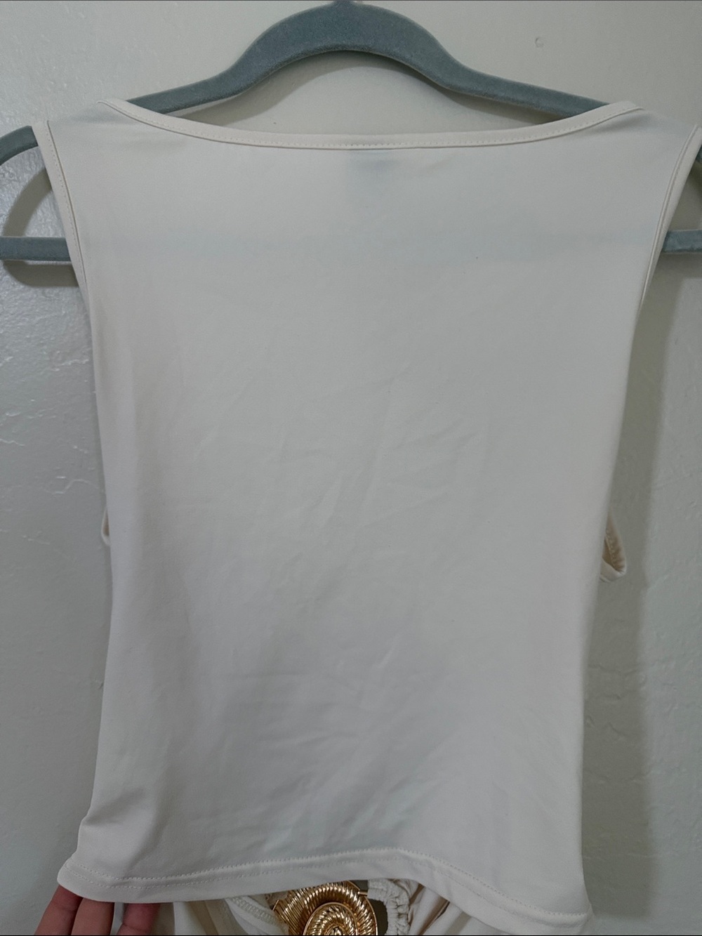 SHEIN White Cutout Shell-Ring Detail Crop Top - Picture 6 of 6